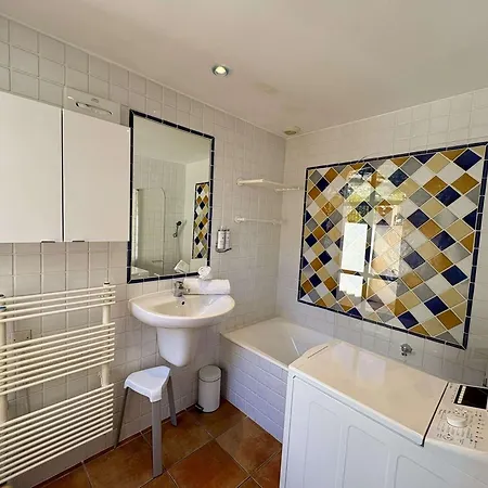 Avec Vue Et Climatisation - 4 Pers. - Fr-1-845-34